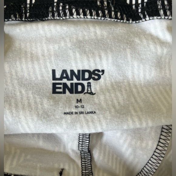 Lands End Women’s pull on pants size 10/12. - Picture 6 of 6